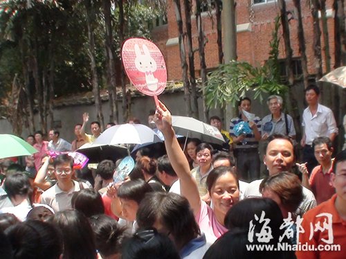 高考首日直擊：格致中學考場