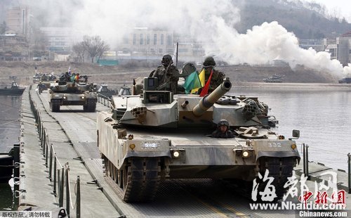 各国国旗_各国人均军费(3)