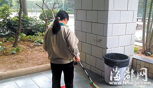 深圳45岁保洁员自称遭物管领导强奸：内裤被扯烂
