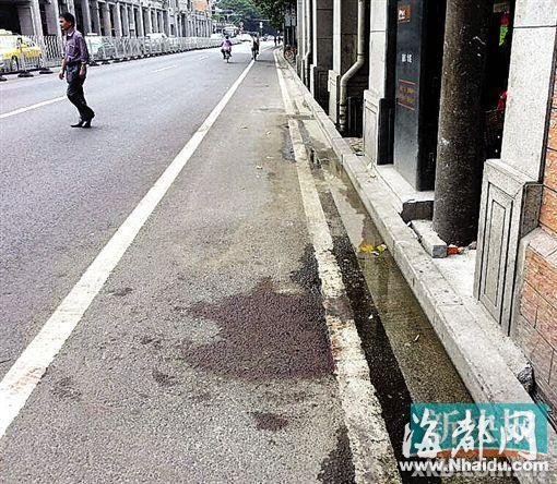 两名流浪汉因捡垃圾打架 一人被捅伤致死