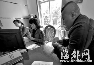 浙江奉化危楼坍塌幕后：官员自杀前守塌楼5天5夜