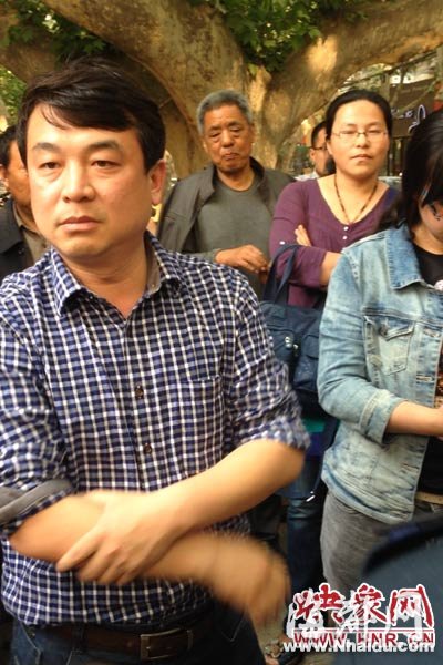 河南自称高干男子酒后打女记者：要在卢氏就毁了你