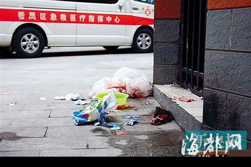 广州：父亲倒车卸货不慎撞死两岁女儿(图)