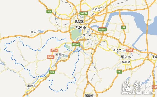 货车侧翻致化学品污染富春江 浙江富阳18日12时起停水