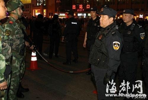 公安部两位副部长夜赴京沪火车站严查安保