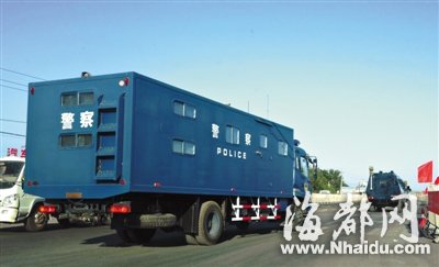 公安部：全国严打暴恐一年 新疆是主战场