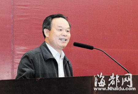 北大前校长：部分国民很可悲 可骂娘不可骂美国