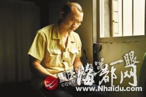 小伙努力10年成千万富翁 流连赌场10月输光家财
