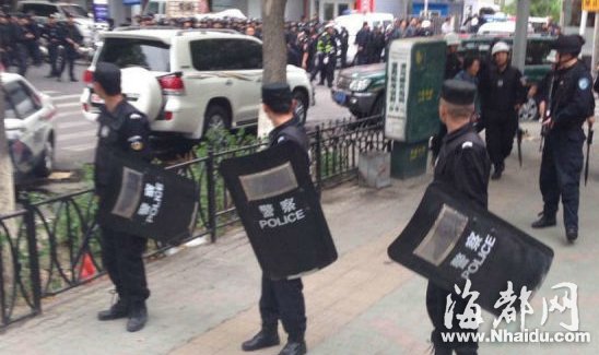 习近平李克强批示乌鲁木齐暴恐案：迅速侦破