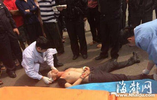 小偷行窃不成坠下3楼 装死6小时后口渴露馅