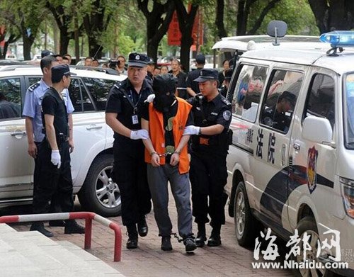 “孕妇为夫猎艳杀人案”被害家属要求判嫌犯死刑