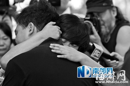 男子卖儿子被枪毙 妻子寻子22年后相见