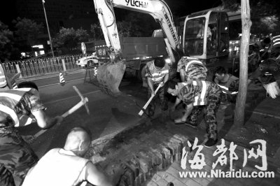 媒体揭秘北京长安街：底部暗藏1米厚防爆层