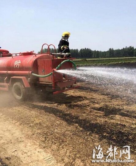 村民燃秸秆引跨省火情 河南消防被指“不救安徽”