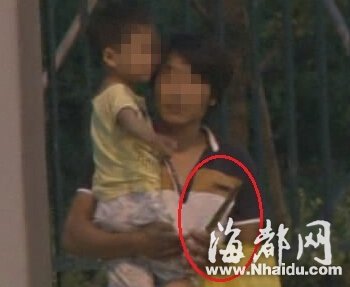 男子欠债儿子被人持刀劫持 6岁男童掏3元钱替父还债