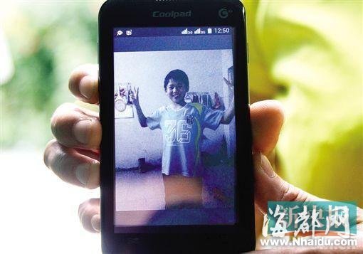 4少年见伙伴落水未呼救 目睹其溺亡后藏衣物