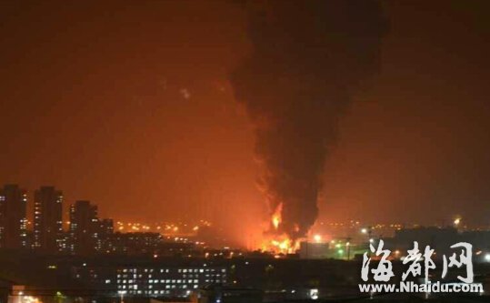 中石油称大连输油管道爆裂因民企施工损坏