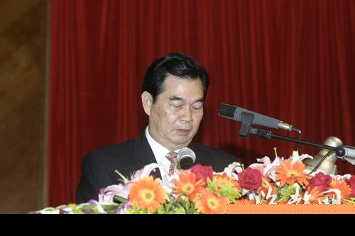 广东汕头原市委副书记杀死一中年女子后自首