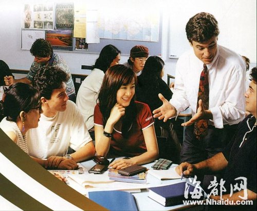 雙語師資促進(jìn)國際辦學(xué)