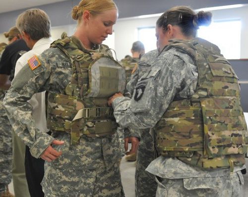 美军将向女兵全面开放战斗岗位 不能因性别拒收
