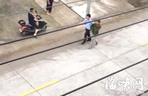 许某奇被民警抓获
