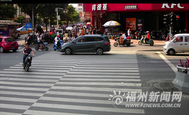 福州闯红灯记录系统新增2个路段 30辆车“触黄网”被罚 福州闯红灯记录系统新增2个路段 30辆车“触黄网”被罚