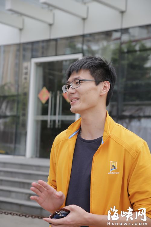 第一个出手抓贼的小任,是名90后