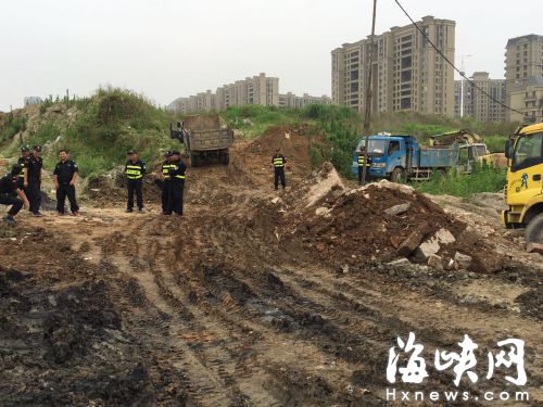 福州洪湾南路存在7年的渣土山近期将开始清理