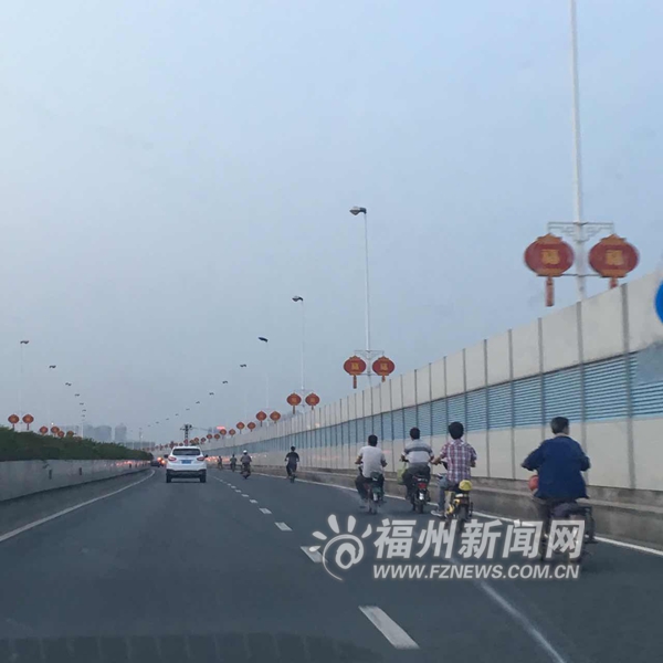 五孔闸至魁岐站成骑友“卡脖”路 人车混行存隐患