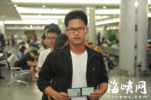 福州男子驾考自学 53天拿到驾照只花2000元