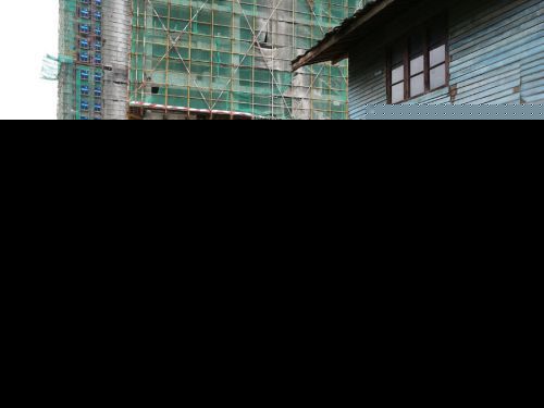 闽侯荆溪中铁城打桩如“地震” 震裂隔壁民房