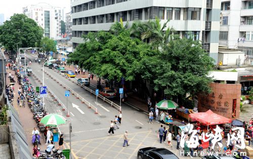 福州三坊七巷7条道路实施单行首日 未现拥堵