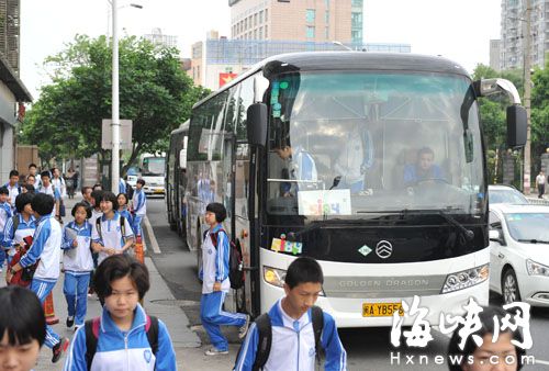 福州定制公交将扩展至大学城 拟推周末线路