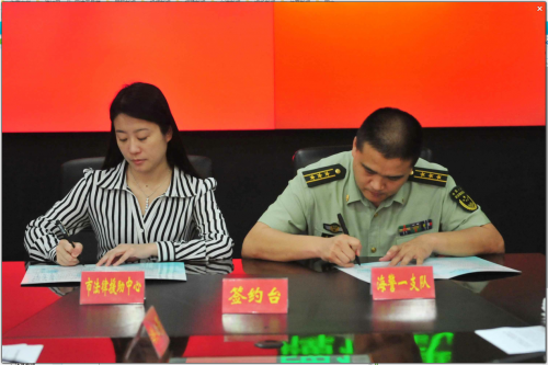 福州：法律援助进警营