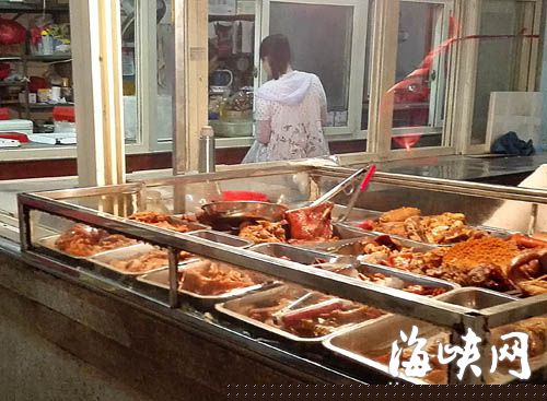 医院胃病患者增多 夏季吃隔夜菜当心急性胃肠炎