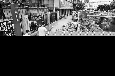 基站离新店中心小学仅一墙之隔 将拆卸移远