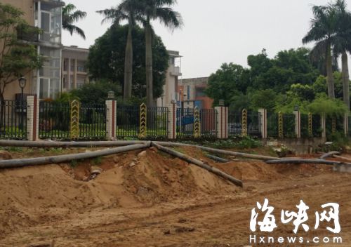 闽侯上街侯官北路自来水管 三个月挖断十余次