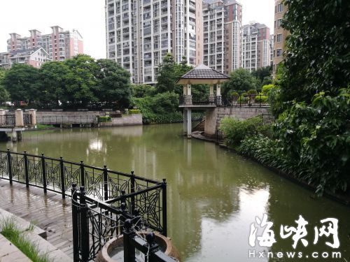 “小区景观河黑臭不堪”追踪：预计2月完成治污