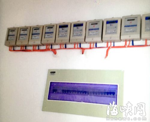 一套复式房隔9间装10个电表 物业多次劝阻无效