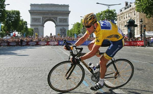 环法自行车传奇运动员兰斯·阿姆斯特朗在2000年悉尼奥运会上的铜牌因兴奋剂而被剥夺。