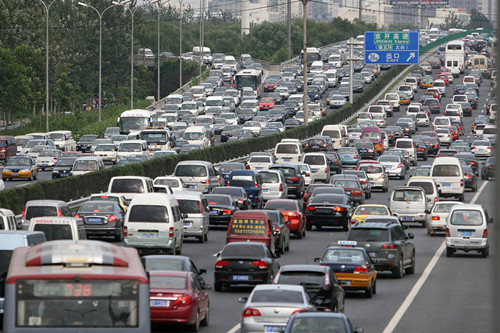 中秋期间高速路将持续车多 北京易堵路段现公布