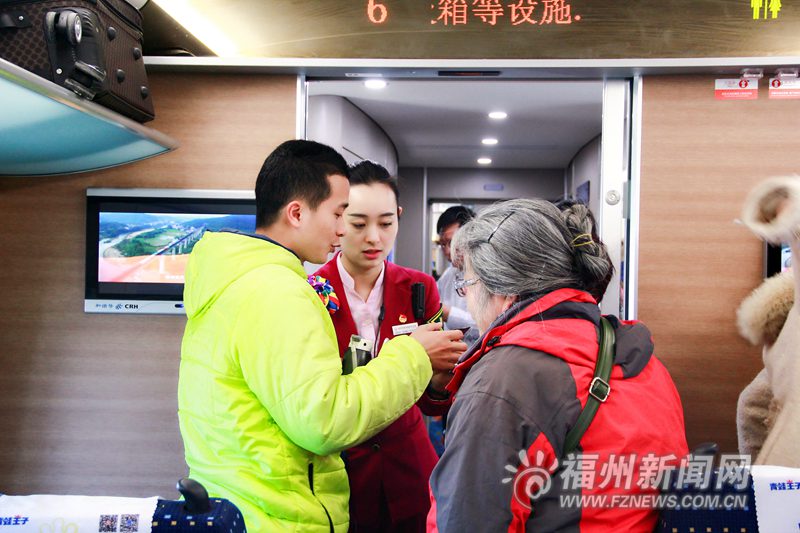 合福线开通1年多 “贴地飞行”拉近城市的距离