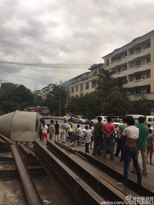 突发！福州闽侯甘蔗有个工厂起火了