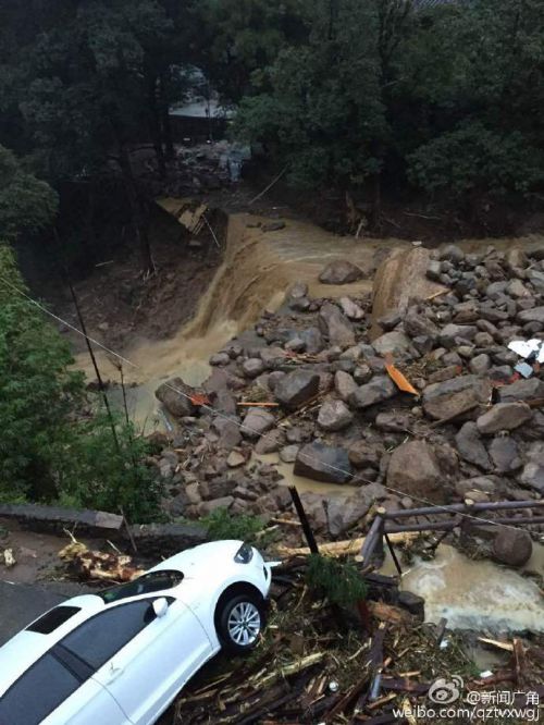泉州德化县梨坑村 受灾乡村公路水毁严重