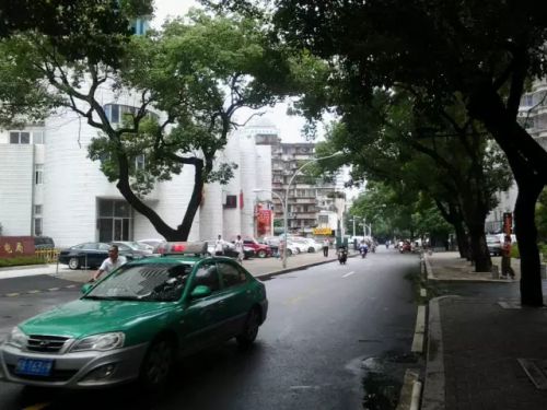 福州主干道最新最全航拍大检阅 台风36小时后城市“脑血栓”还剩多少