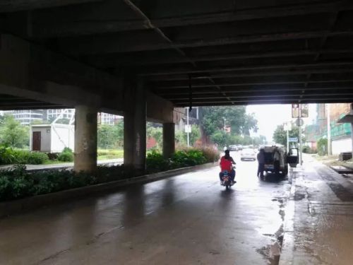 福州主干道最新最全航拍大检阅 台风36小时后城市“脑血栓”还剩多少
