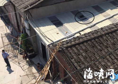 福州：工厂一层屋顶坠下 四旬工人不幸身亡