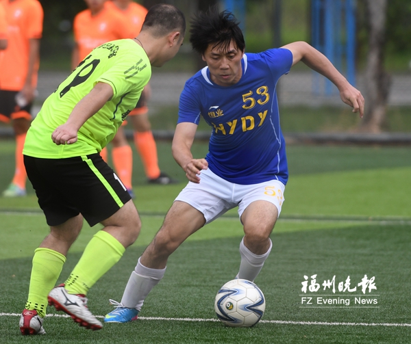 闽侯民间足球超级联赛昨举行 16支球队参与角逐