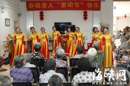 备好精彩节目就差1家养老机构：海都搭桥送大戏 老龄公寓乐翻天