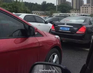 堵+冷+雨 福州入秋了？不！下周还得穿短袖